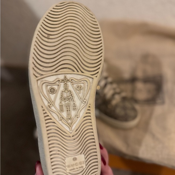 Gucci sneakers size 7 - Picture 3 of 5